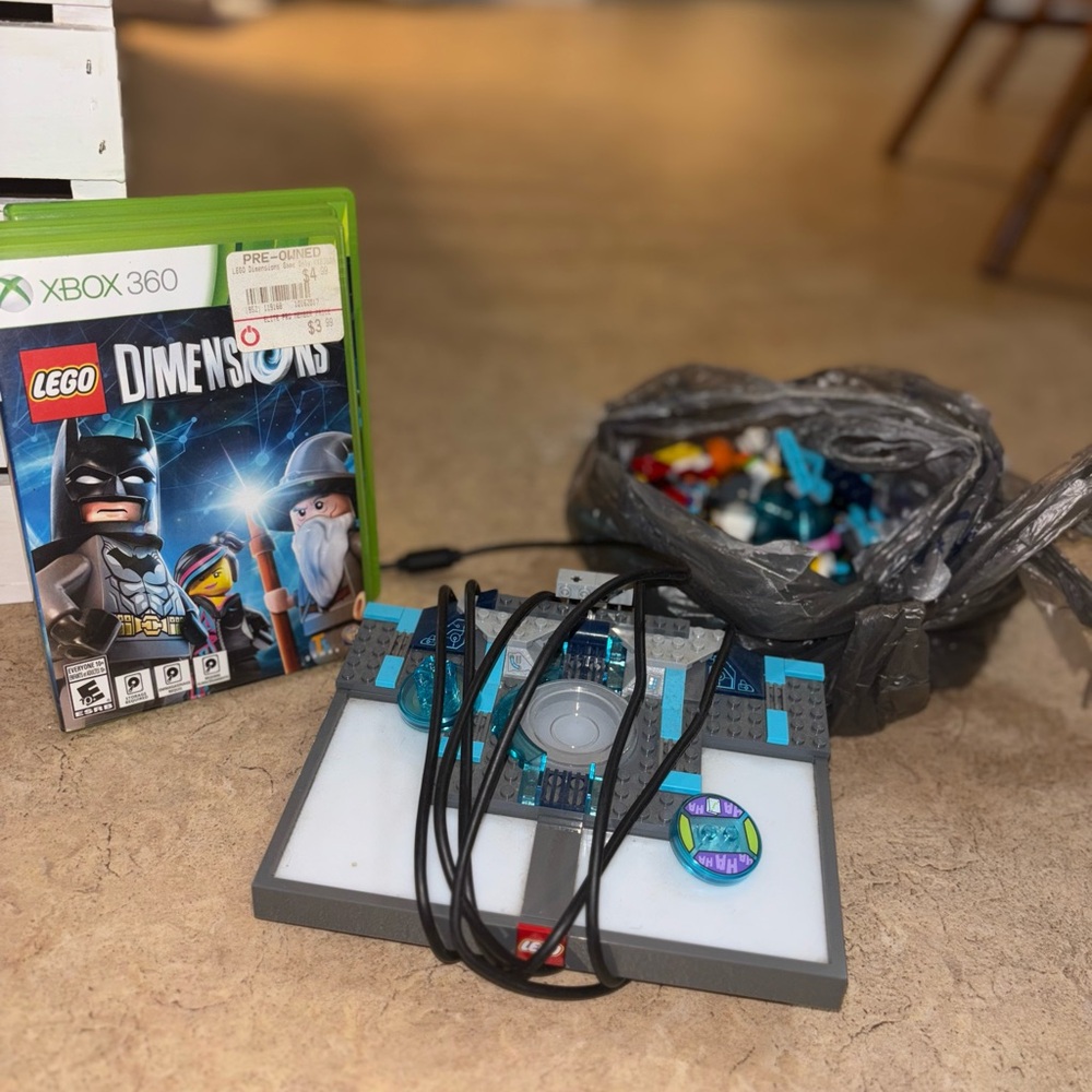 Lego Dimensions Xbox Game Set with several legos